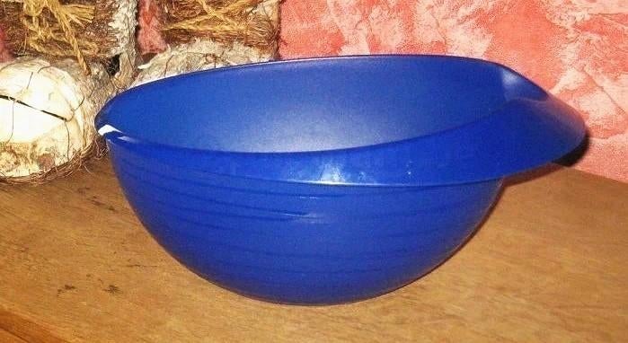 tupperware :petit plat ingénieux de par sa forme, Maison & Meubles, Cuisine| Tupperware, Neuf, Récipient ou Bol, Bleu, Envoi