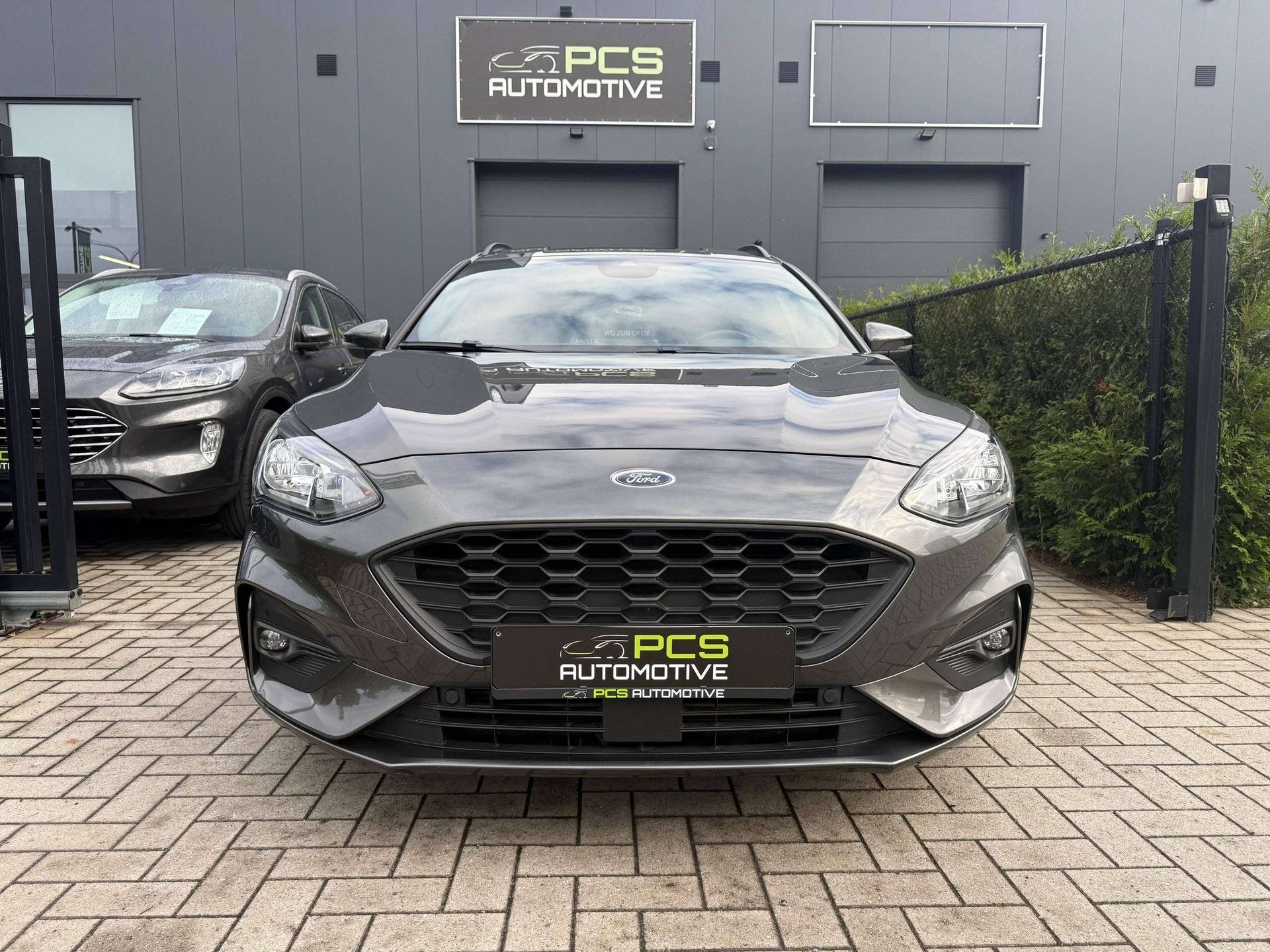 Ford Focus ST-Line / 1.0 Benzine + Elektrisch / euro 6d / 20, Auto's, Focus, Dealer onderhouden, Stof, Gebruikt