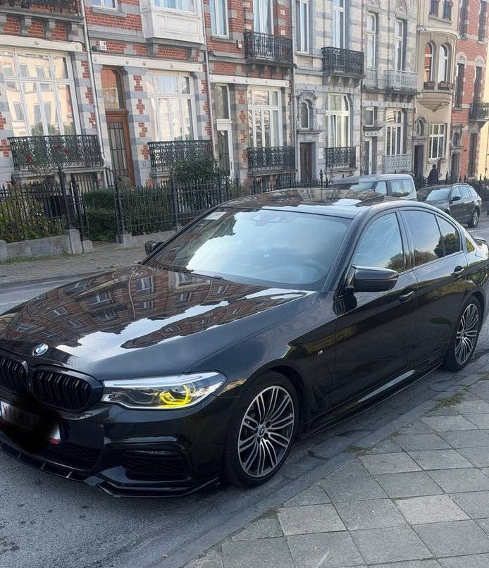 BMW 518 M PACK MODEL 540, Auto's, Automaat, 4 cilinders, Zwart, Leder