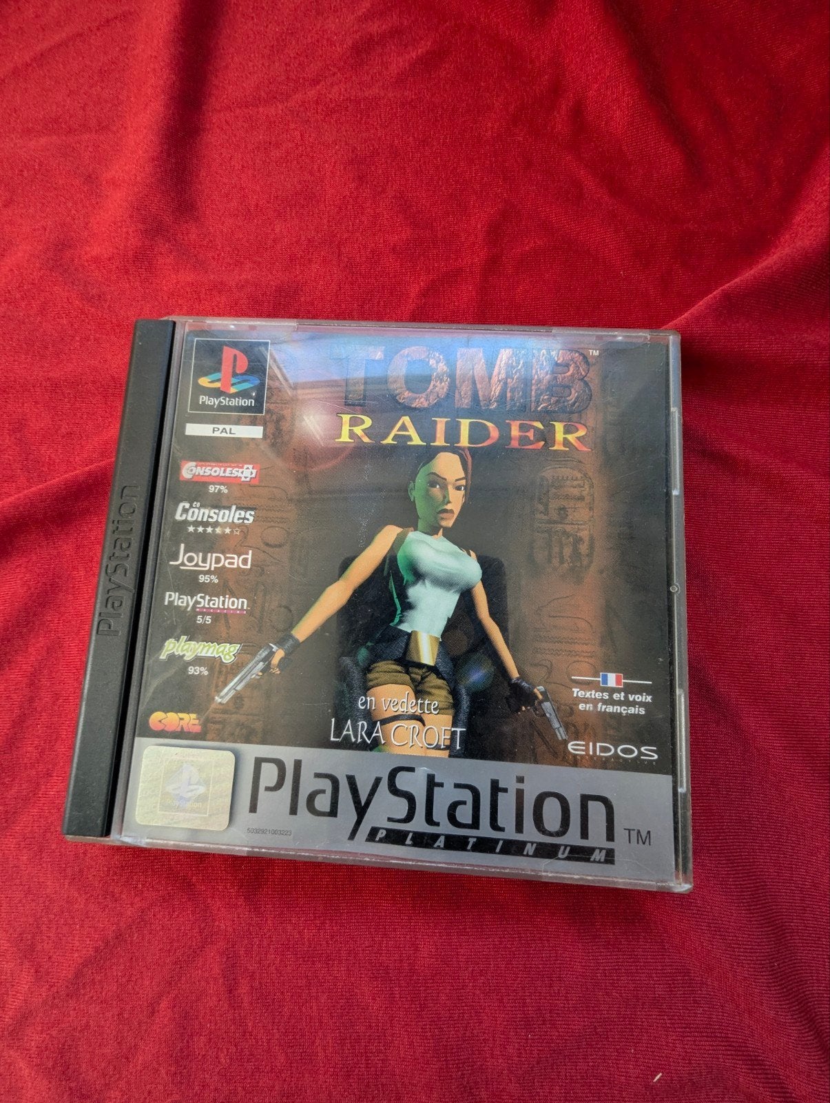 playstation Tomb Raider platinum., Consoles de jeu & Jeux vidéo, Jeux | Sony PlayStation 1, Enlèvement ou Envoi, 1 joueur, À partir de 12 ans