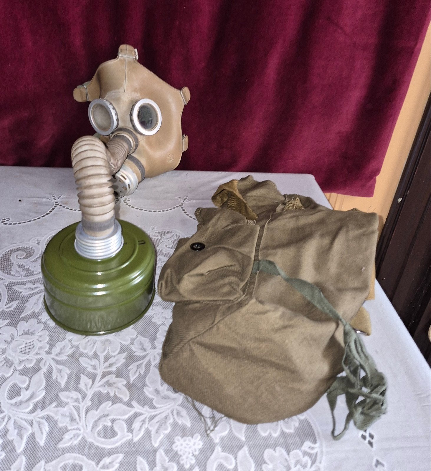 maskers gasmaskers decoratie, Ophalen of Verzenden