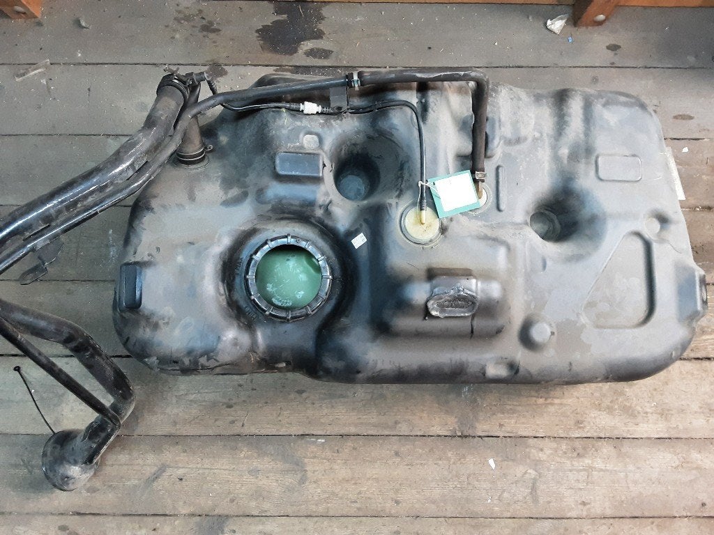 RESERVOIR CARBURANT Nissan Qashqai (J10) (11-2006/01-2014), Germany@nissan-services.eu, Kronenweg 38
50389  Wesseling, DE, Utilisé