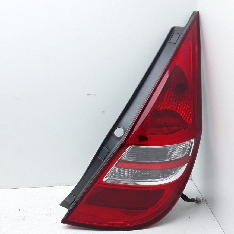 FEU ARRIÈRE DROIT Hyundai i30 (FD) (|924022L010|), Hyundai Motor Deutschland GmbH, Kaiserleipromenade 5
63067  Offenbach am Main, DE