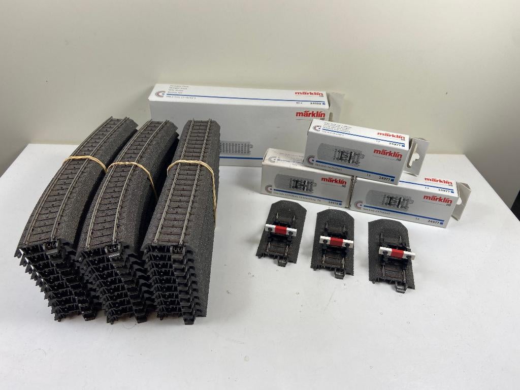 Märklin H0 – Rails courbes + droits + butoirs, Enlèvement ou Envoi, Courant alternatif, Rails, Comme neuf