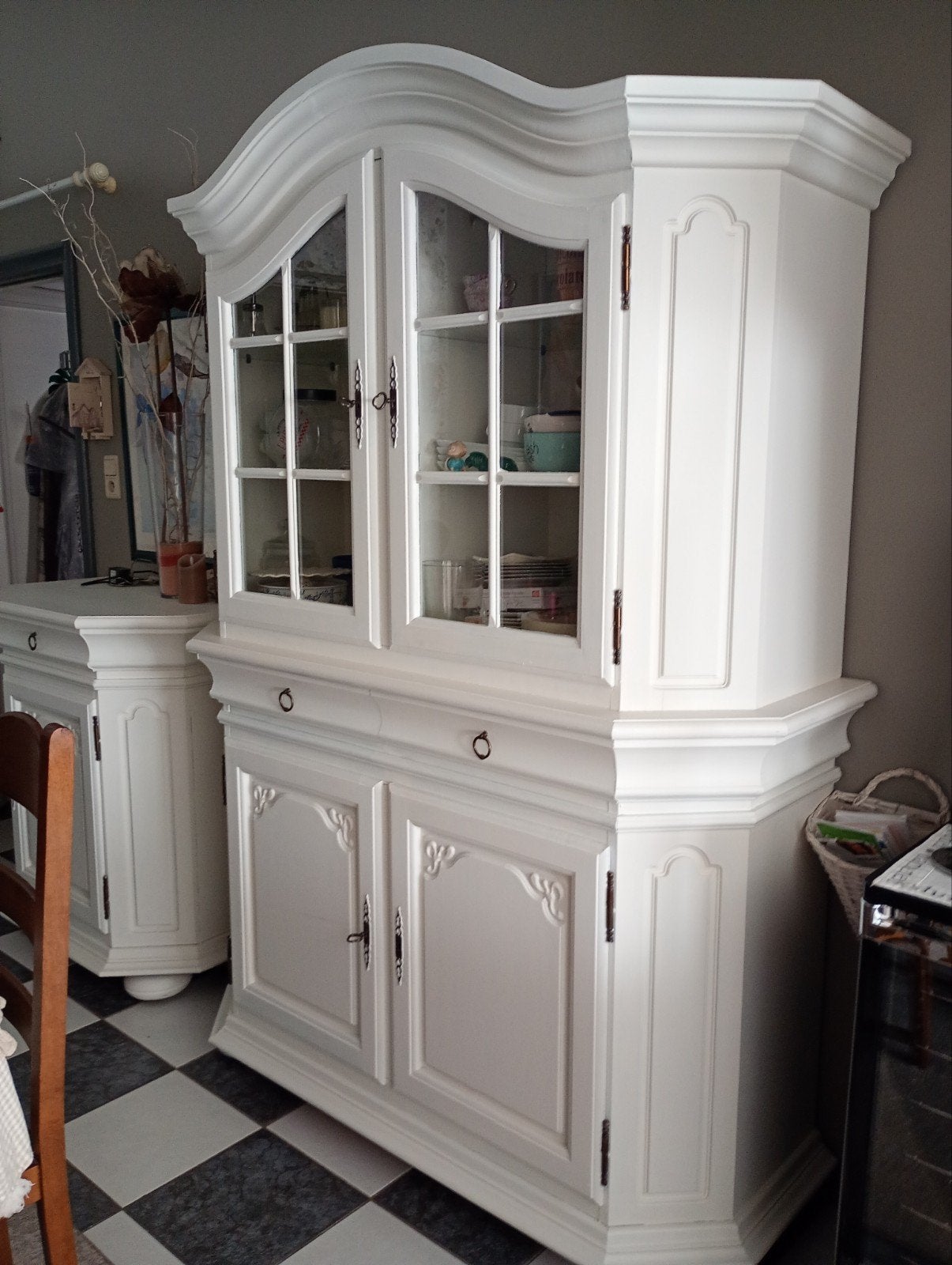 Meuble blanc, Enlèvement
