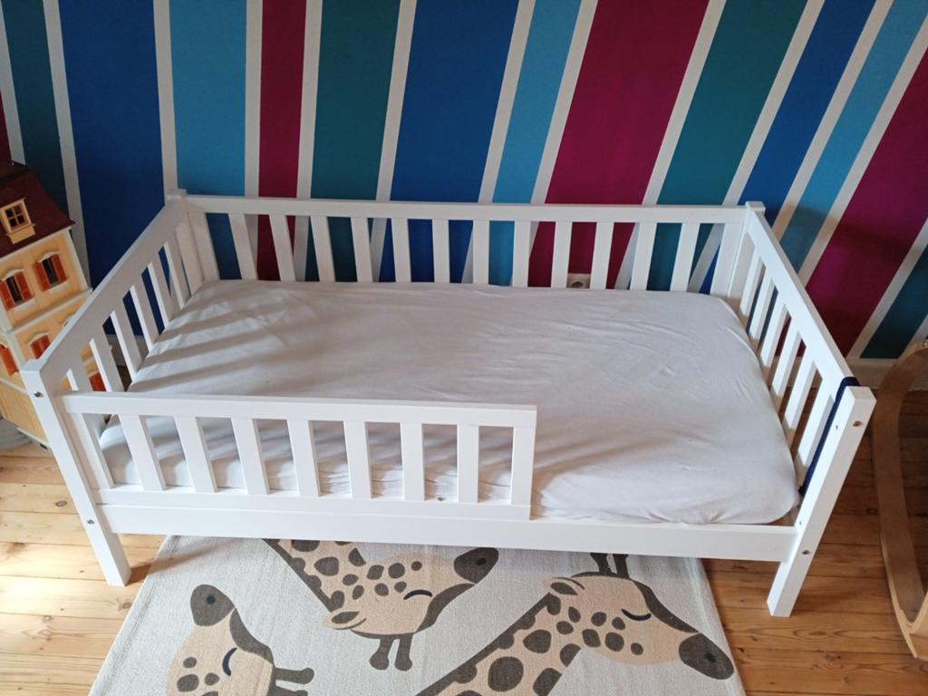 Lit 140 x 70, Enfants & Bébés, Chambre d'enfant | Lits, Comme neuf, Matelas
