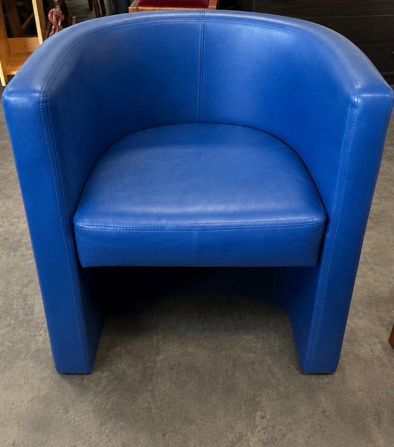 Staples club chair blauw, Ophalen, Gebruikt, Minder dan 75 cm, Leer