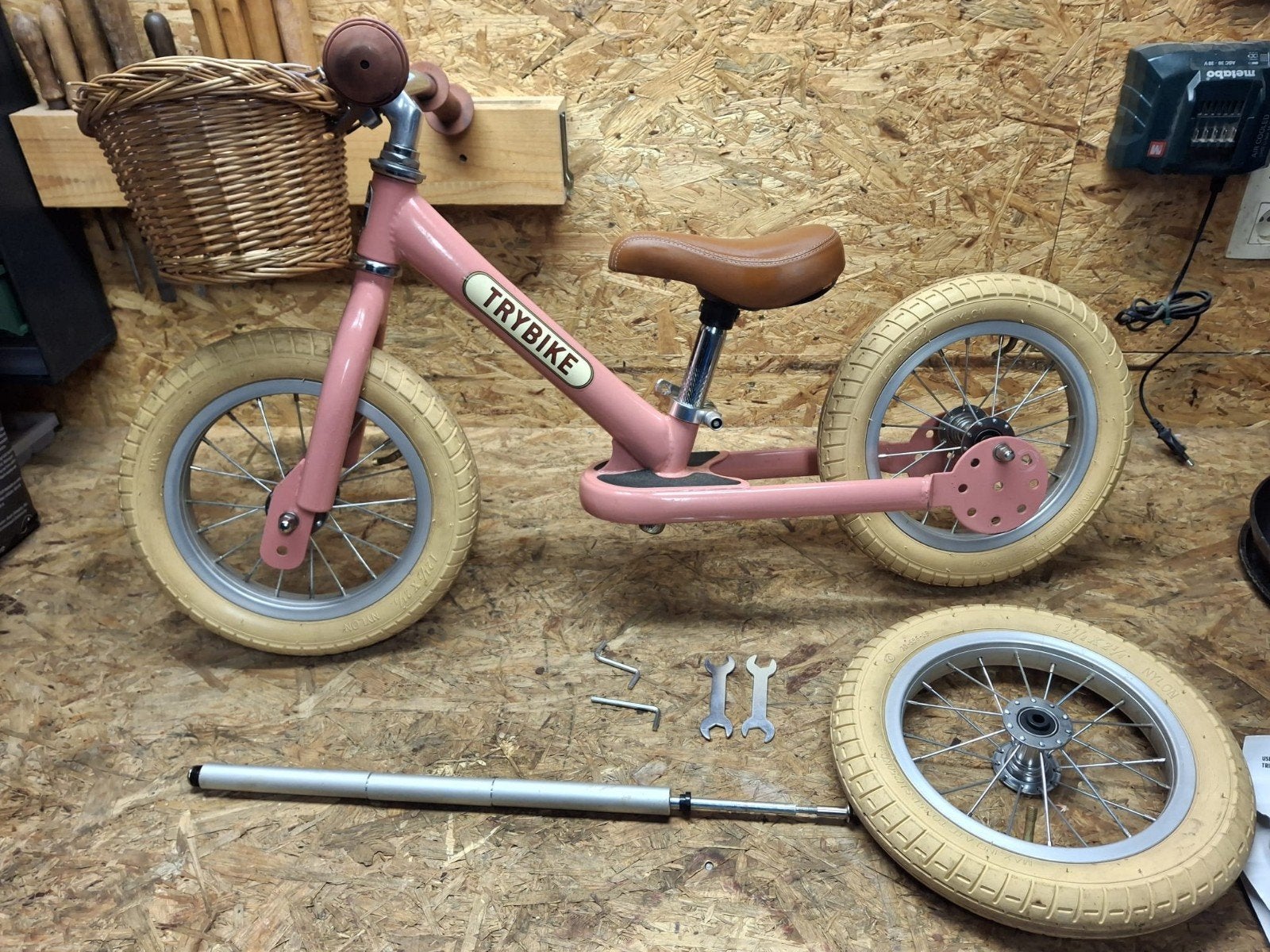 Roze loopfietsje van Trybike (2 in 1), Kinderen en Baby's, Ophalen, Zo goed als nieuw, Loopfiets