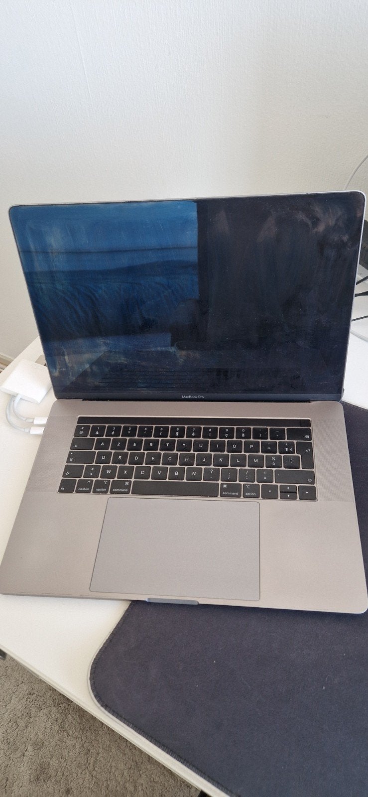 macbook a1990, Informatique & Logiciels, 256 GB, Enlèvement ou Envoi, MacBook, Utilisé