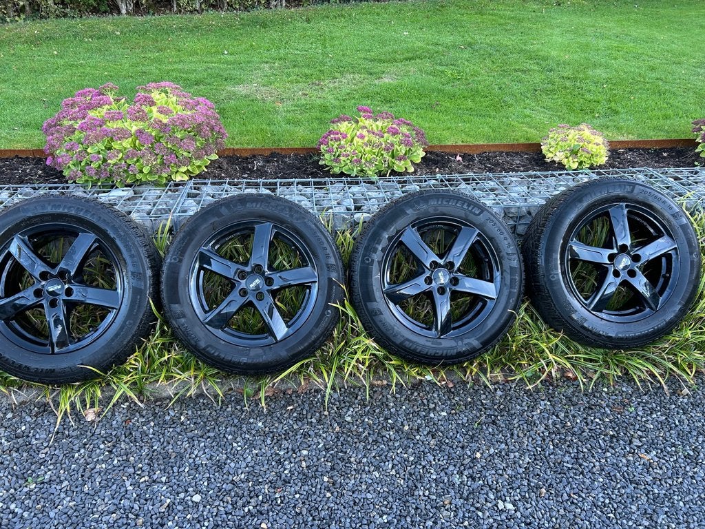 Jantes Alu et pneus neige 205/60R16, Autos : Pièces & Accessoires, Pneus et Jantes, Pneus hiver, 16 pouces, Véhicule de tourisme