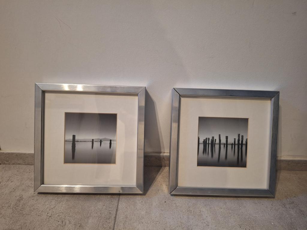 Ikea, 2 ingelijste foto's,  kader 30x30, nieuw staat, Huis en Inrichting, Ophalen