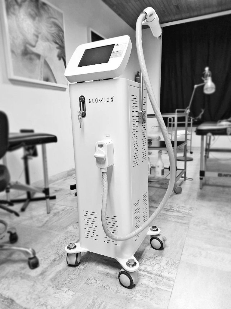 GLOVCON LS 900A Q-Switch ND Laser – Tattoo Verwijderen, Ophalen, Zo goed als nieuw
