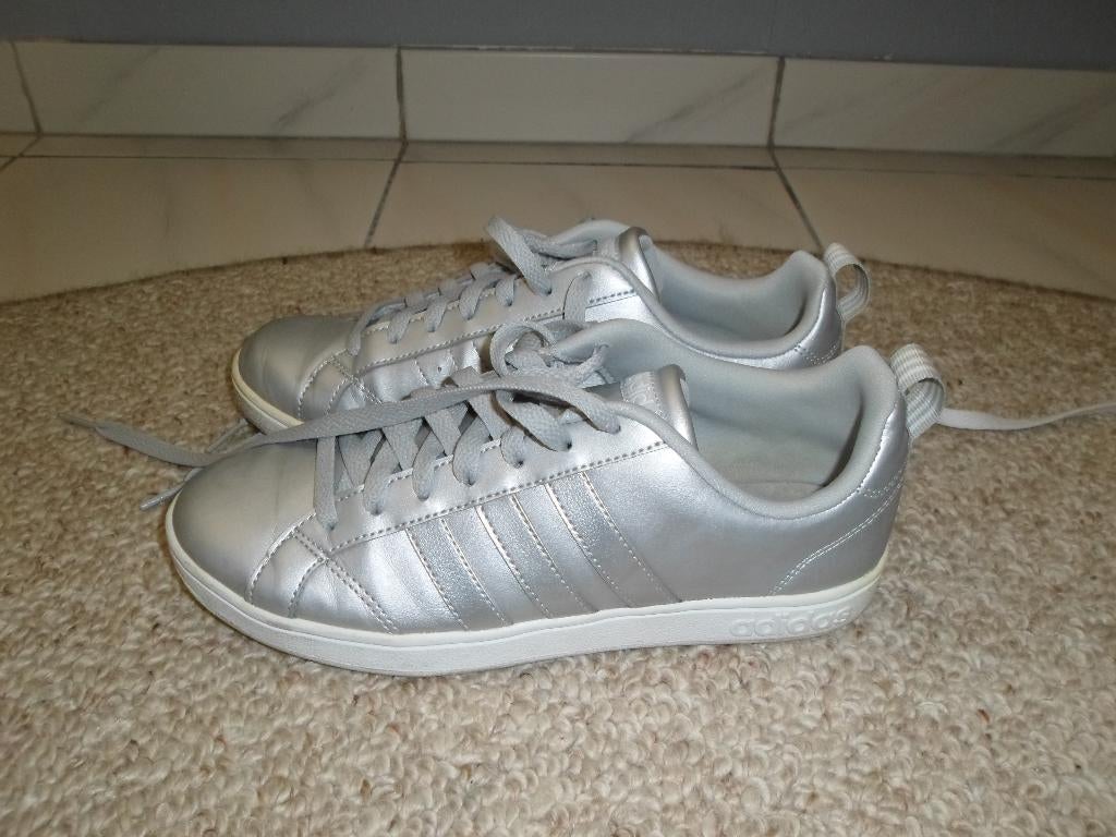 Dames sneakers, Kleding | Dames, Ophalen, Gedragen, Wit, Sneakers