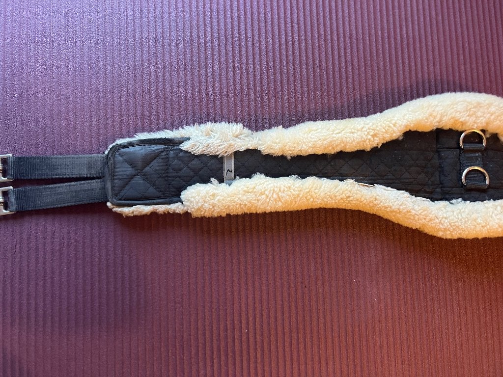 Singel Horze 130cm met bont, Dieren en Toebehoren, Ophalen of Verzenden, Met bont, Singel