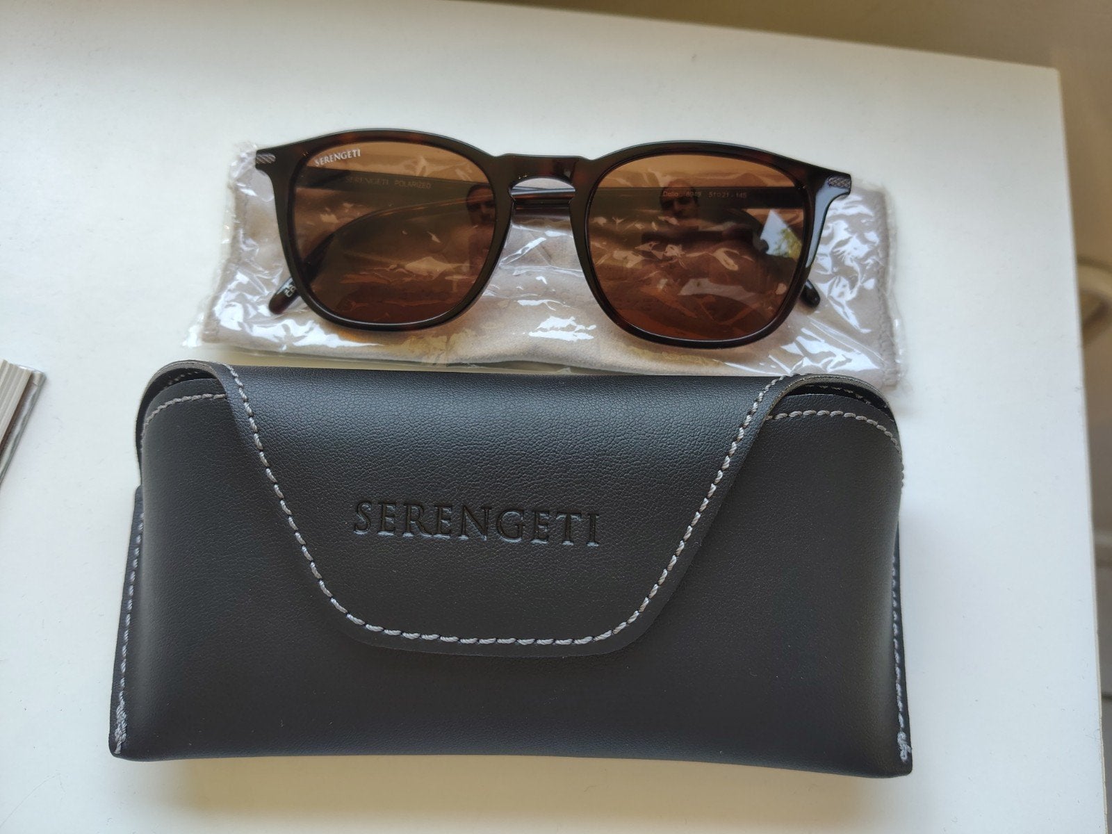 Serengeti delio zonnebril, Enlèvement, Lunettes de soleil