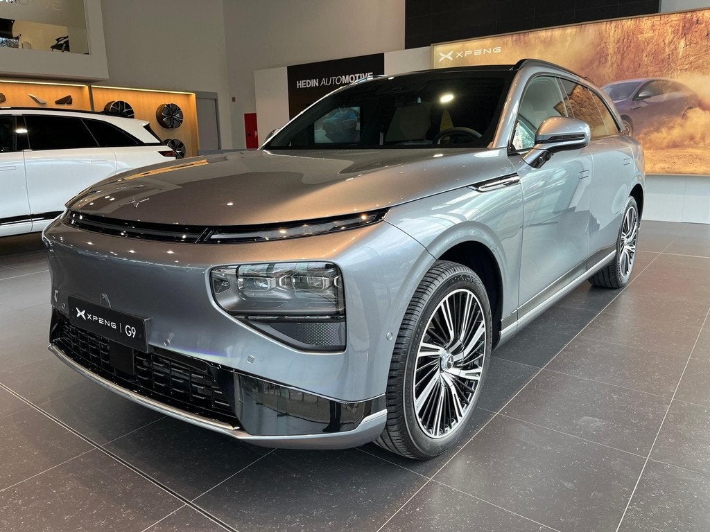 XPENG G9 New AWD Performance BEV 95KWH Performance AWD, Auto's, XPENG, Automaat, Stof, 95 kWh, 540 km