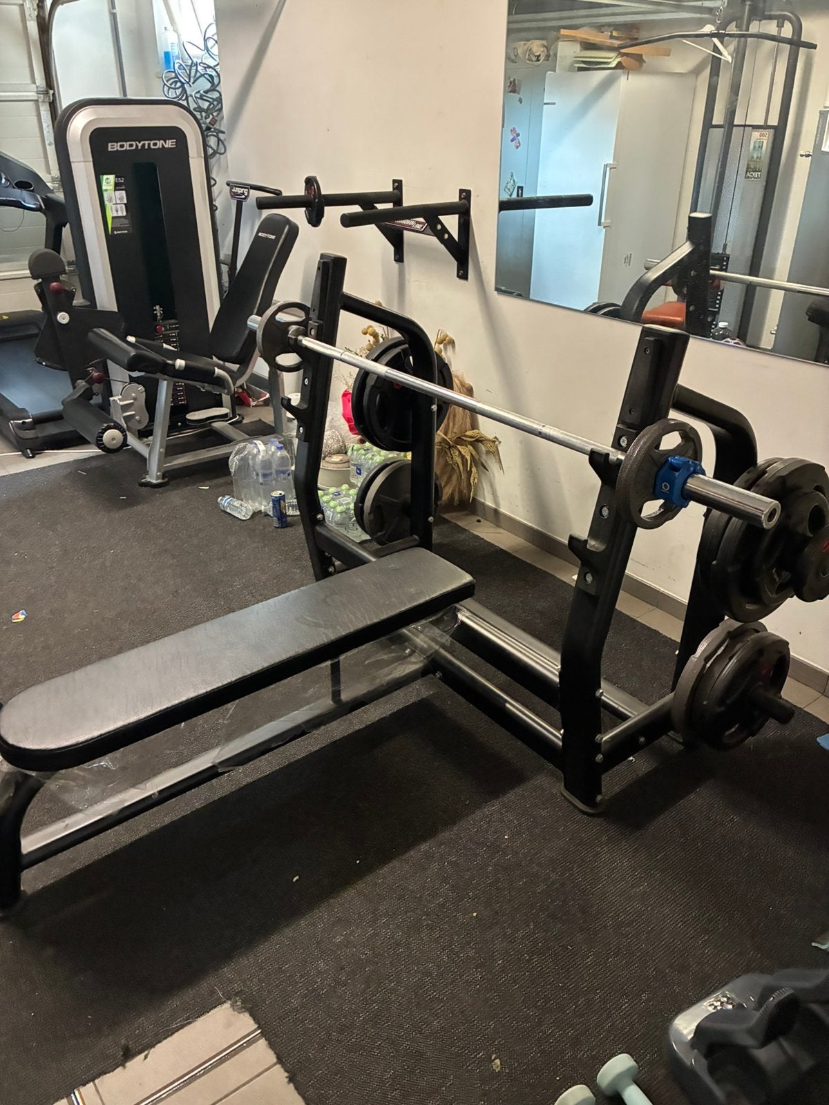 Bench bank. Proffesioneel. 140 kg gewichten, Ophalen, Zo goed als nieuw