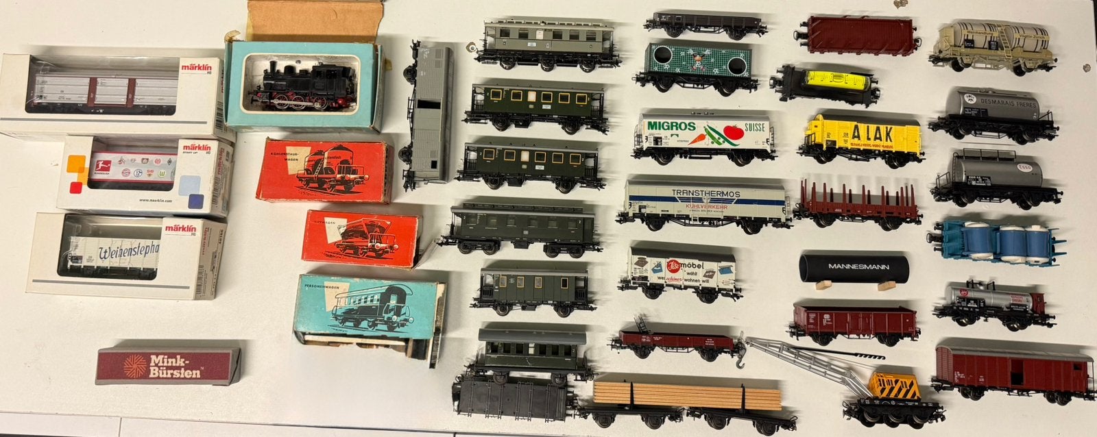 33 Märklin wagons en locomtief HO 3029, Hobby en Vrije tijd, Ophalen of Verzenden, Gebruikt, Wagon, Märklin