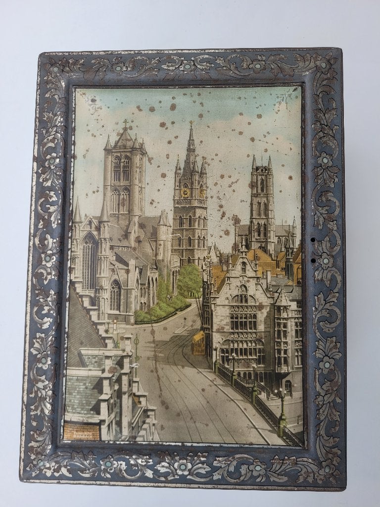 Oude blikken doos met decor van Gent, Ophalen, Gebruikt