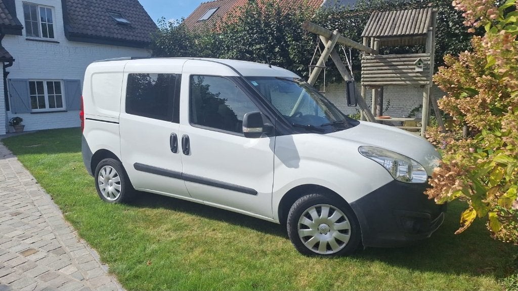 OPEL COMBO - 1.6 - Benzine - 117.000km - 2014, Auto's, Wit, Particulier, 2 zetels, 3 deurs
