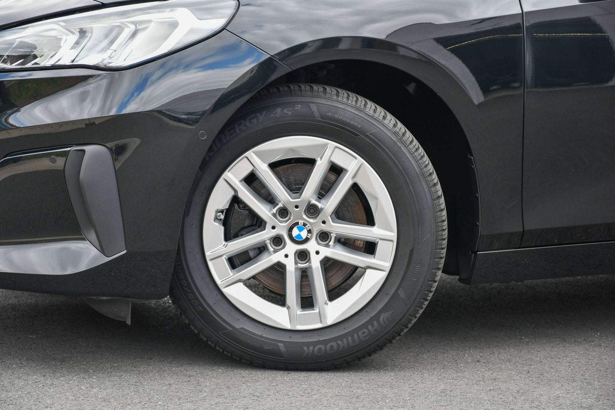 BMW 2 Serie 218 Active Tourer *WIDESCREEN*CARPLAY*LED*LEDER*, Auto's, Gebruikt, 136 pk, Zwart, 5 zetels