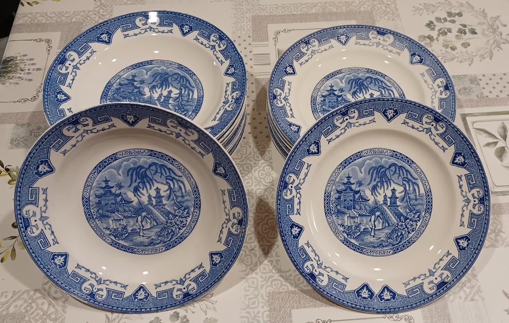 Assiettes Boch frères YEDDO, Enlèvement