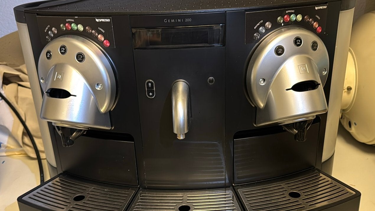 Gemini CS200 Nespresso pro koffiemachine, Enlèvement ou Envoi, Comme neuf, Cafetière