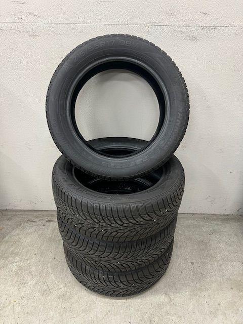 Winterbanden Nankang Winter Activa SV-3 215/55 R17, Auto-onderdelen, Ophalen, -, -, Banden en Velgen