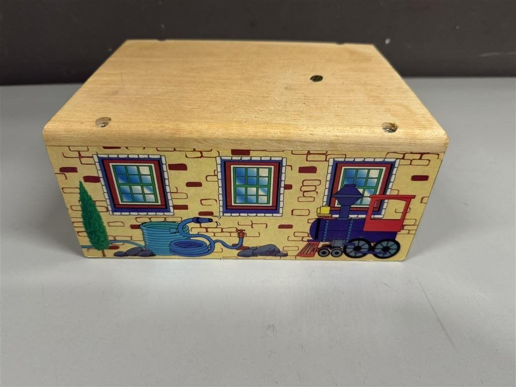 Train Shed Wooden Train Track [ Fits Brio Thomas TJunction ], Enfants & Bébés, Jouets | Jouets en bois, Enlèvement ou Envoi, Comme neuf