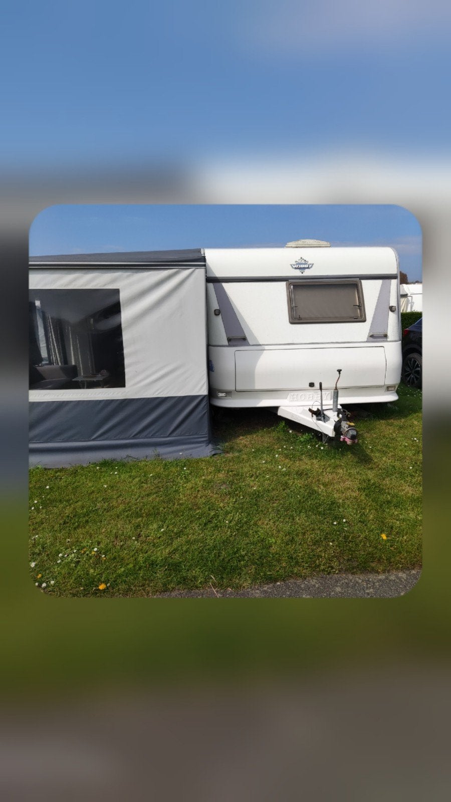 Caravan Hobby de luxe 1999 met luxetent ADM, Caravans en Kamperen, Rondzit, Hobby, Particulier, Vast bed