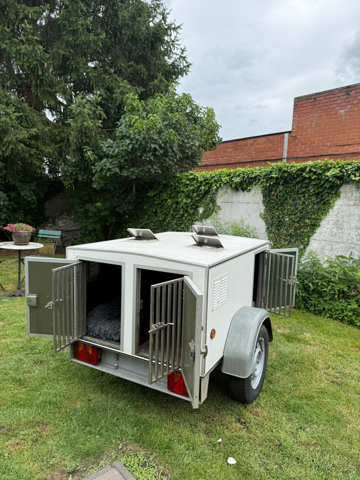 Honden aanhanger 3 vaks, Dieren en Toebehoren, Ophalen, Zo goed als nieuw