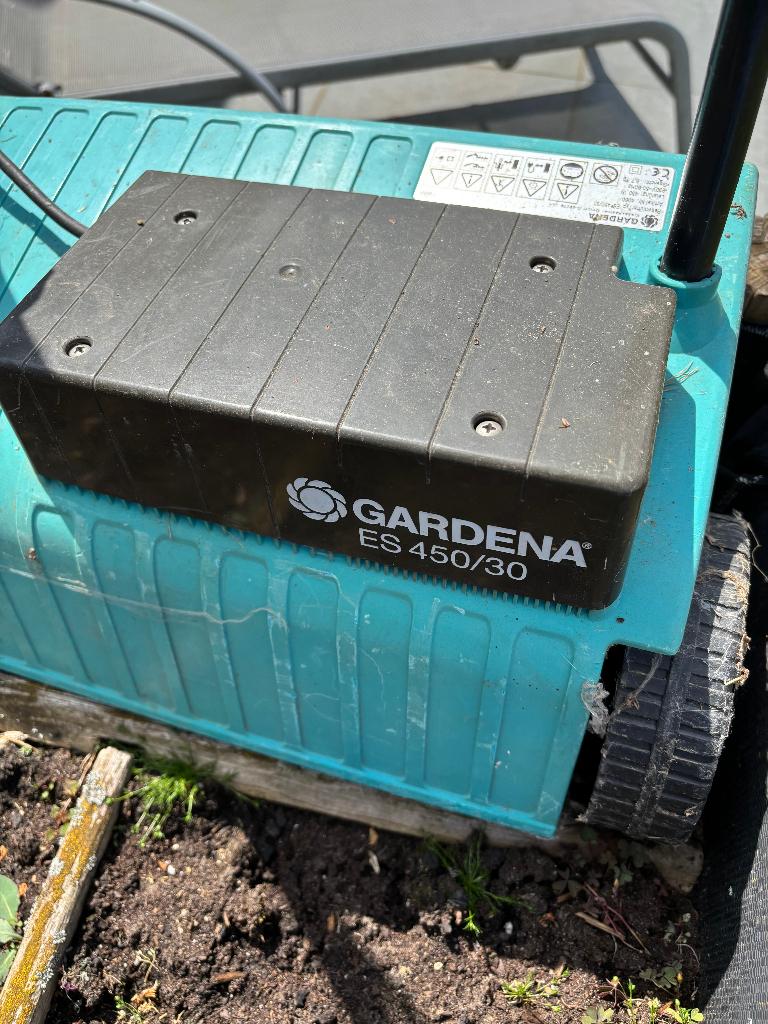 Gazon verluchter, Ophalen, Gebruikt, Elektrische grasmaaier, Minder dan 30 cm
