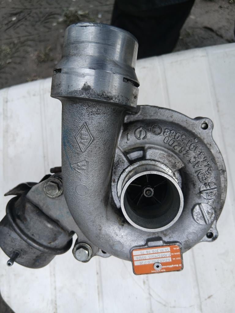 Turbo Renault 1.5 dci 175€, Ophalen of Verzenden, Renault