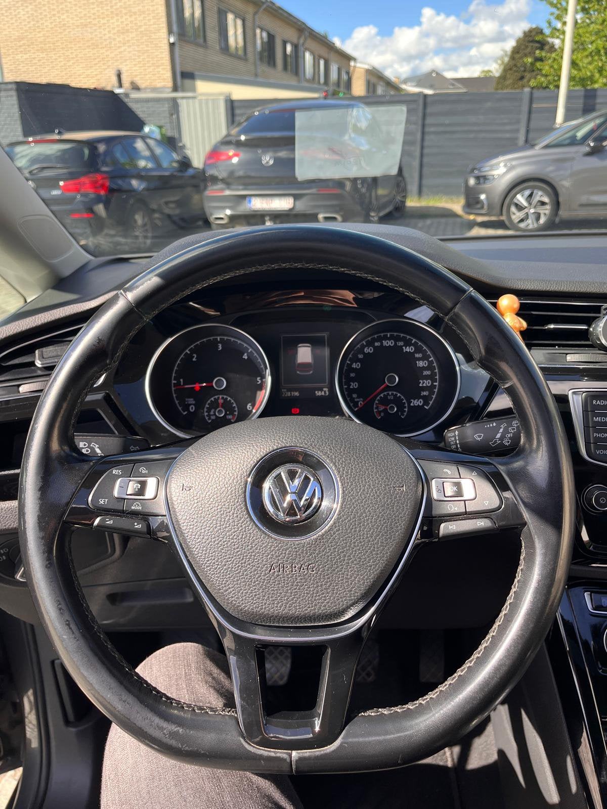Volkwagen Touran 2.0 full option, Auto's, 5 deurs, Particulier, Zilver of Grijs, Elektrische koffer