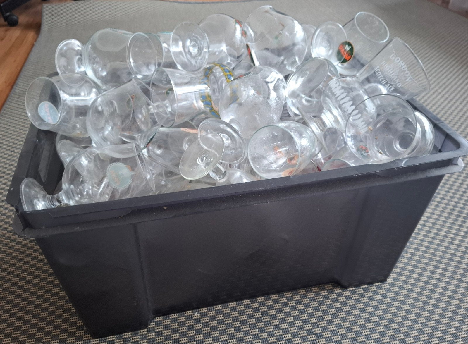 Tout le bac de verres pour 5€, Antiquités & Art