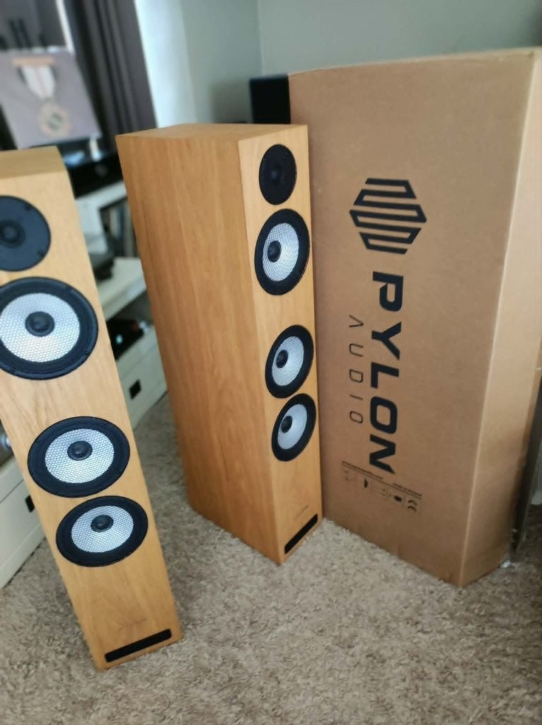 PYLON RUBY 30 Echte high-end luidsprekers..., Audio, Tv en Foto, Luidsprekerboxen, Ophalen of Verzenden, Zo goed als nieuw, 120 watt of meer
