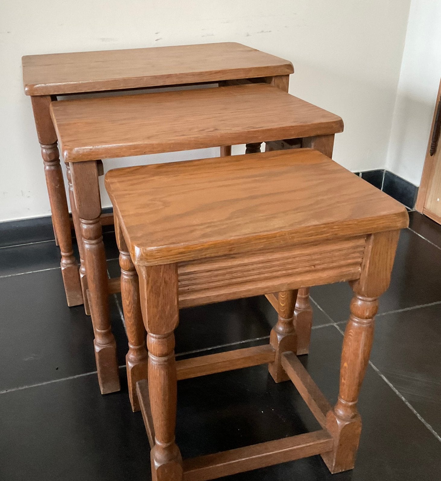 Bijzetafeltjes vintage, Huis en Inrichting, Ophalen, Zo goed als nieuw