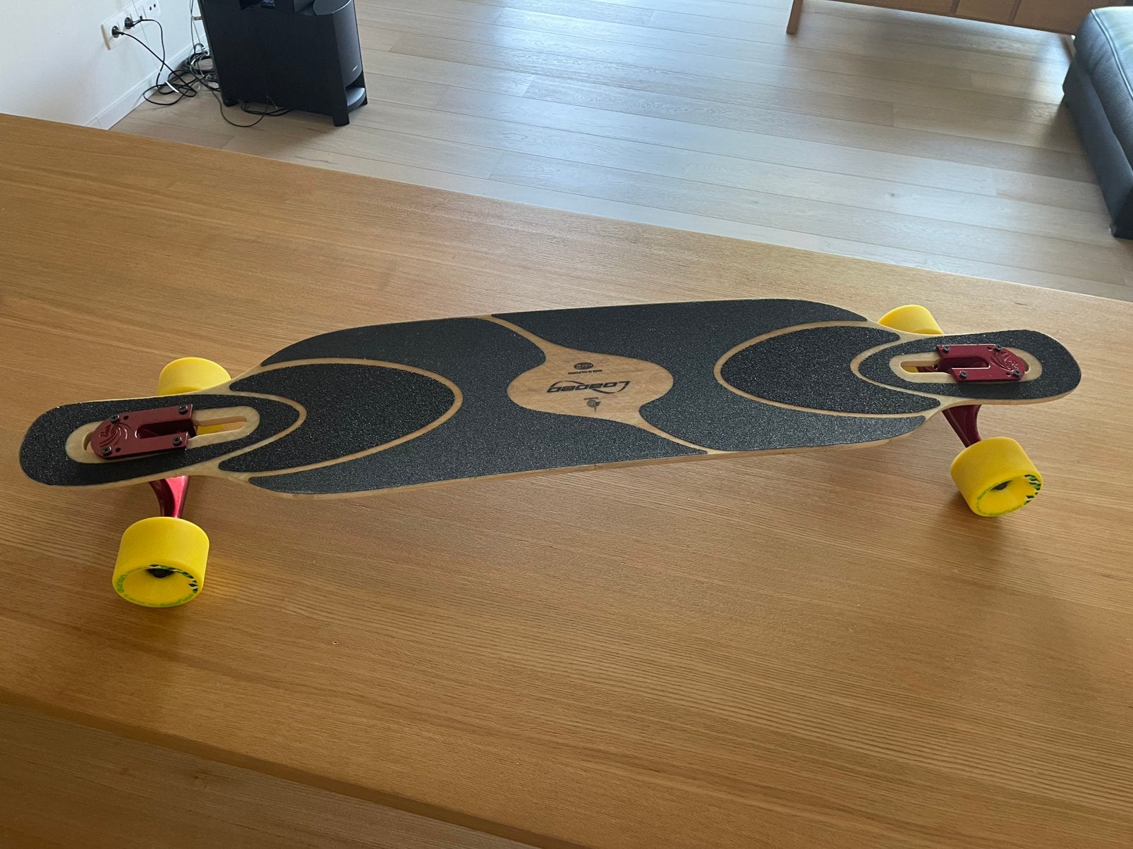 Longboard Loaded Dervish Sama Flex 2 NEUF, Enlèvement ou Envoi, Neuf, Skateboard, Longboard