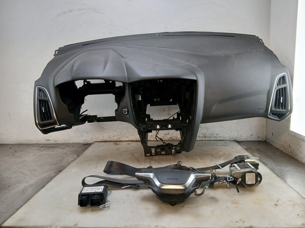 AIRBAG SET + DASHBOARD Ford Focus 3 Wagon (01-2010/02-2020), Auto-onderdelen, Gebruikt, Henry-Ford-Straße  1
50735  Köln, DE, Ford-Werke GmbH