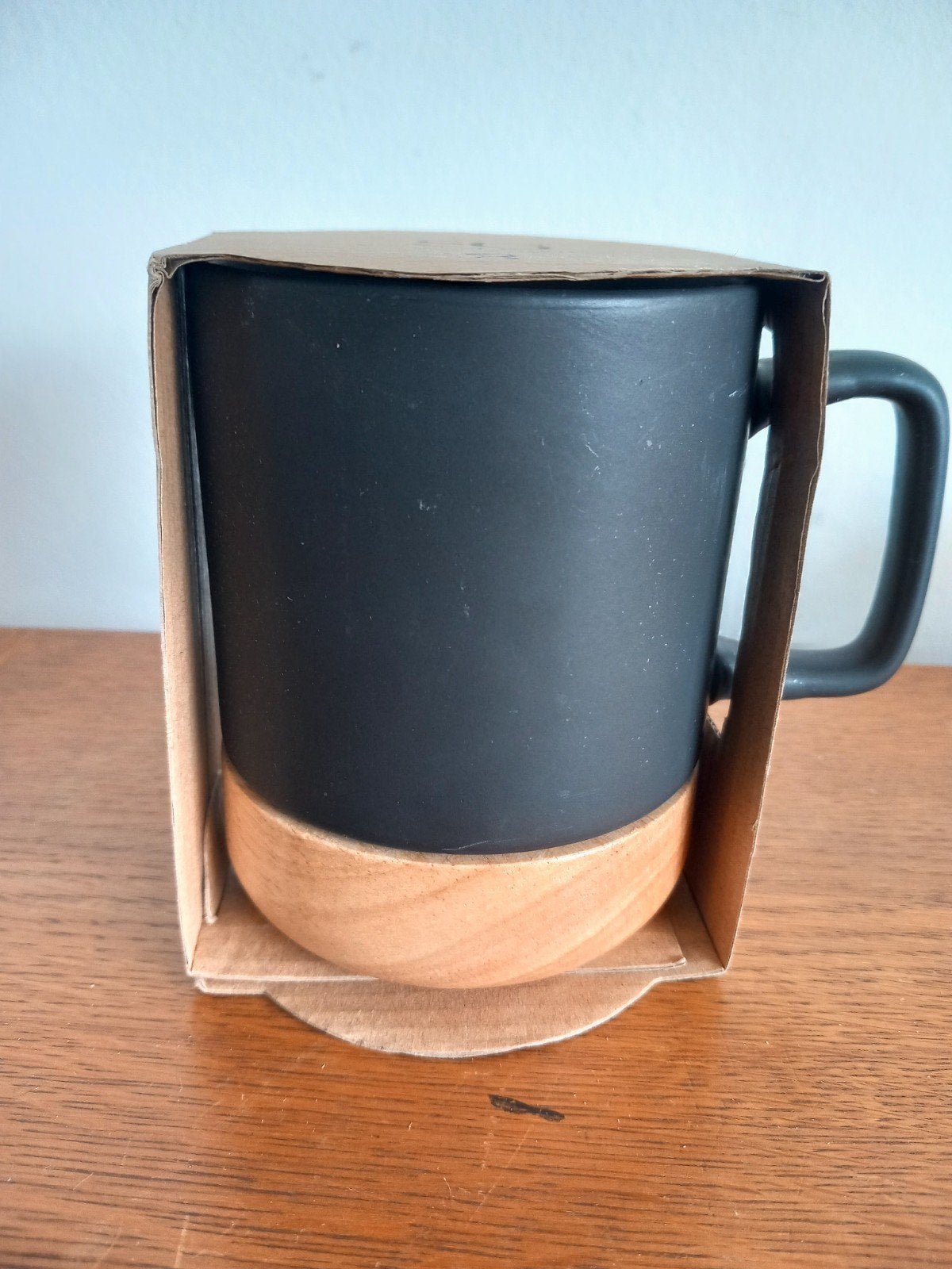 Mugs noir socle bois neuf, Enlèvement ou Envoi