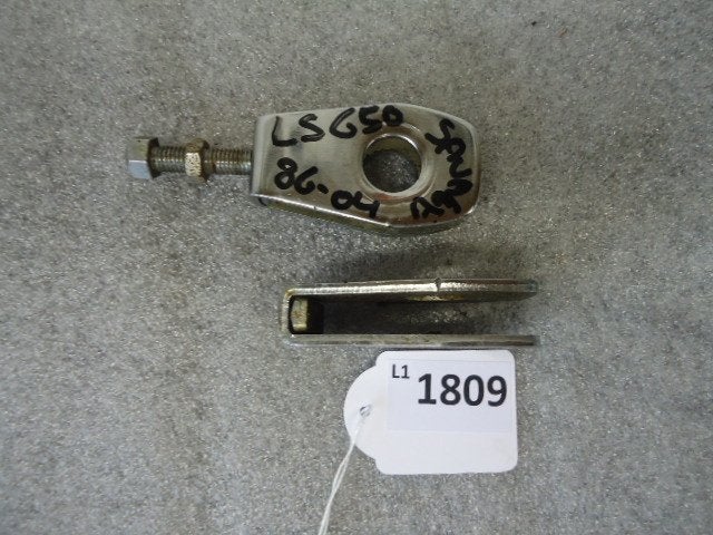 LS650 1986 - 2004 Suzuki Afstandshouder D1-10406
