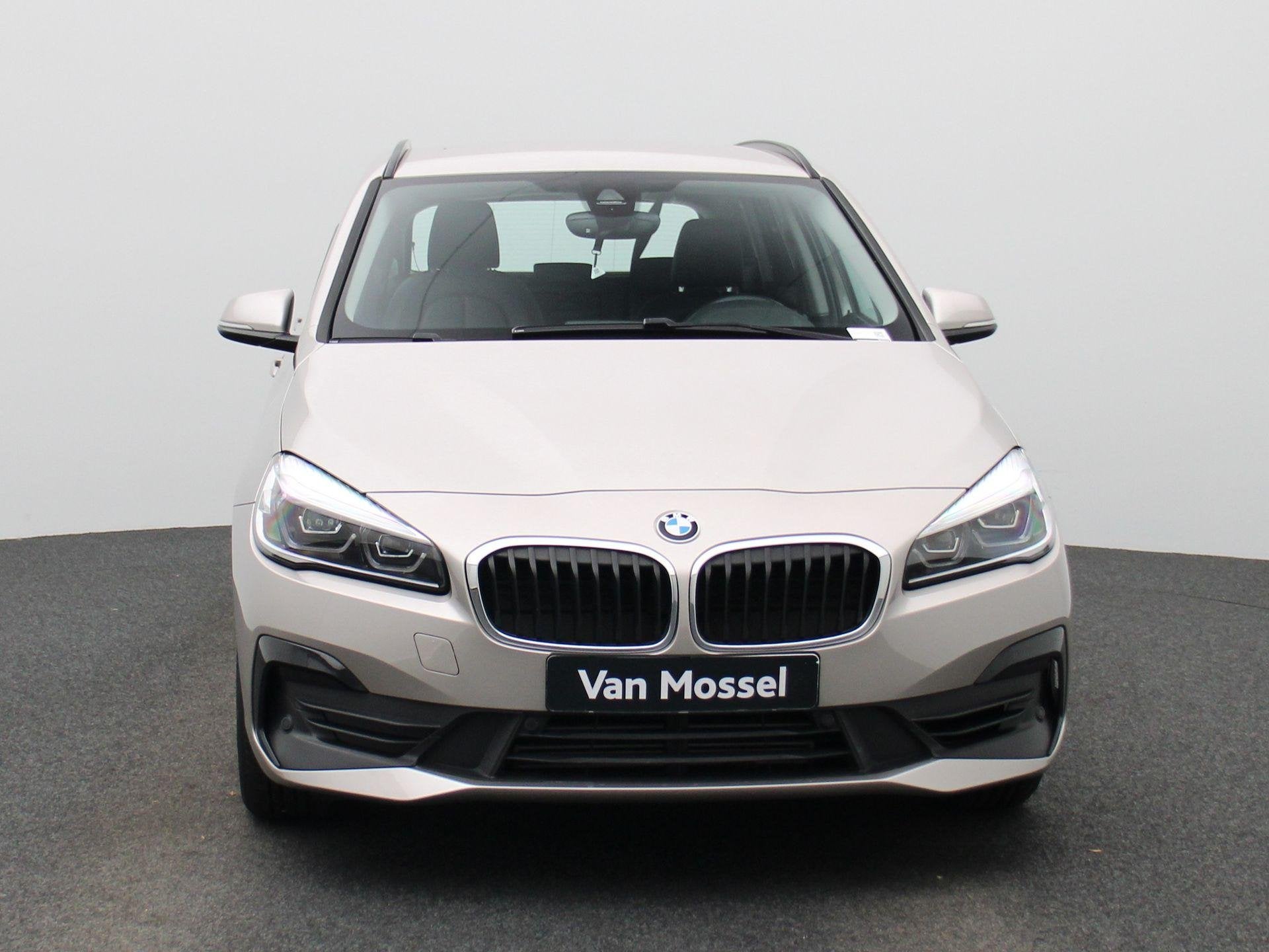BMW 2 Reeks Active Tourer 216i (80kW), Autos, Argent ou Gris, Achat, Entreprise, Boîte manuelle