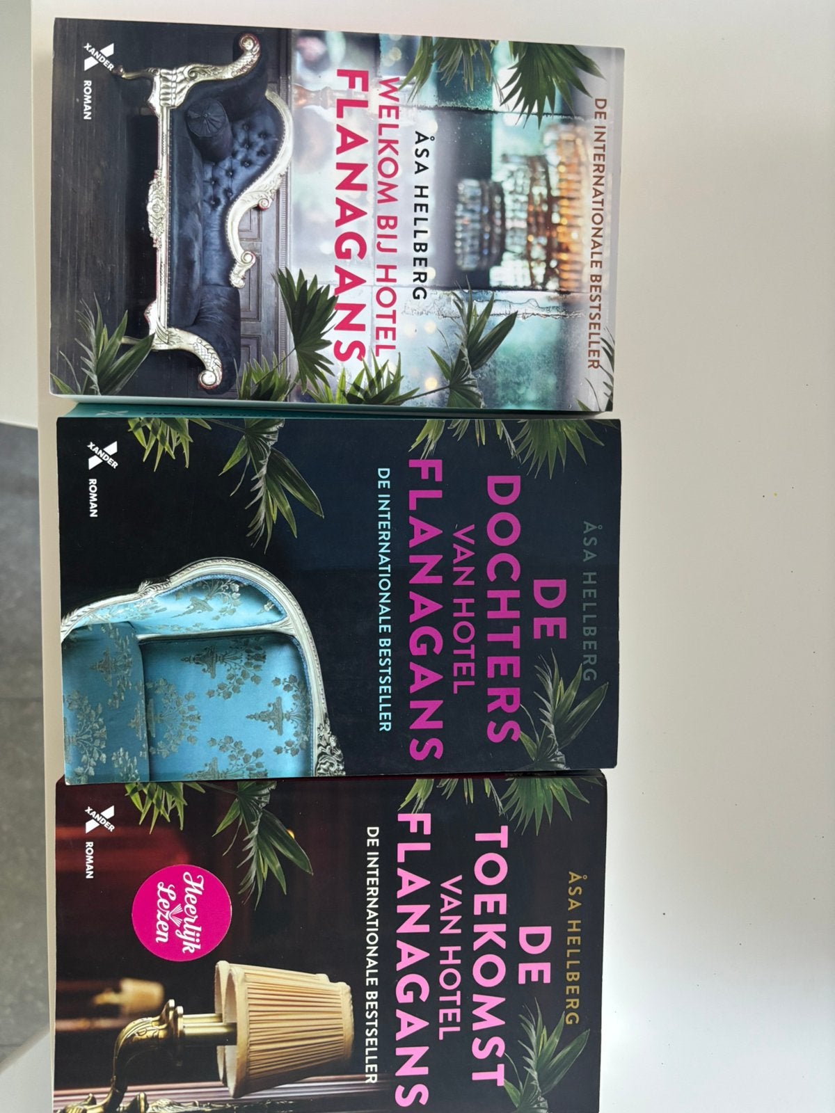Trilogie ‘hotel Flanagans’, Livres, Fantastique, Enlèvement, Comme neuf