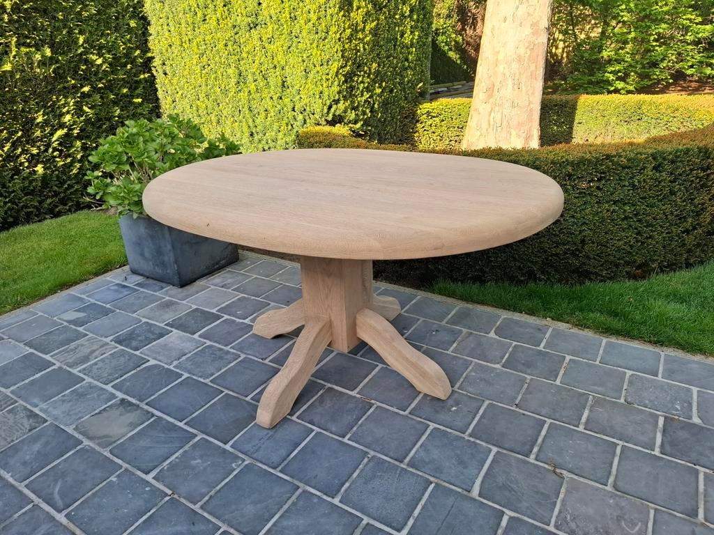 Table de salle à manger ovale entièrement en chêne massif., Maison & Meubles, Tables | Tables à manger, Enlèvement ou Envoi