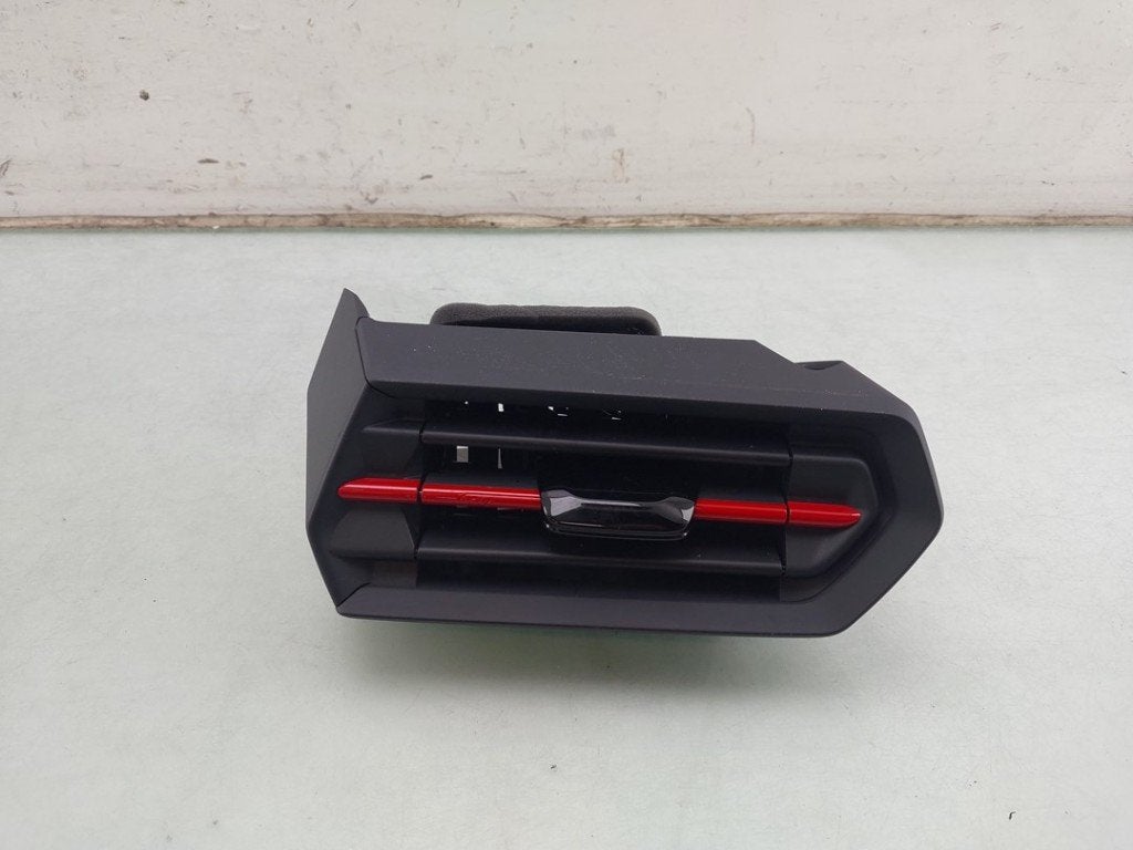 DASHBOARD LUCHTROOSTER Audi RS 3 Sportback (8YA) (01-2021/-), Info@audi.de, Audi, Audi AG, Gebruikt