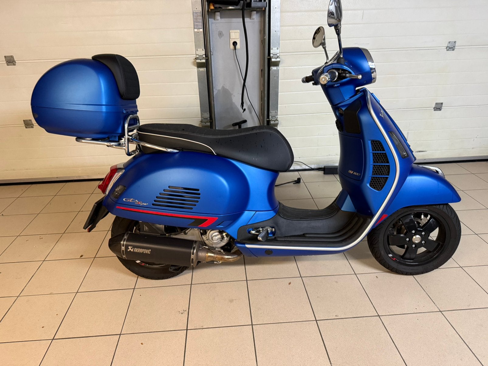 te koop vespa gts 300, Motoren, Motoren | Piaggio, Scooter, Sportuitlaat, 300 cc, Gebruikt
