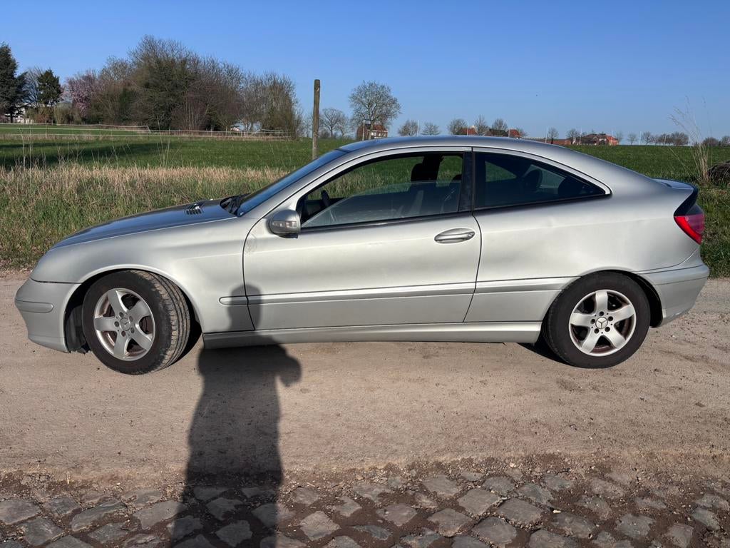 Mercedes C200 Kompressor automatique essence euro 4 2003, Achat, Entreprise, 120 kW, Automatique
