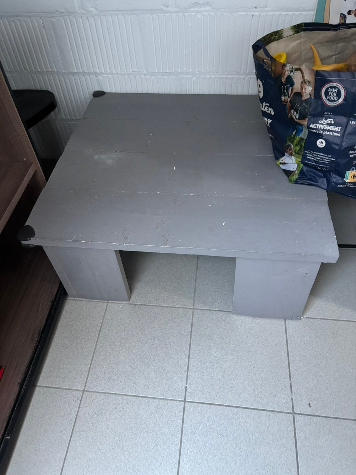 salon tafel of tafeltje voor wat anders, Ophalen, Zo goed als nieuw, Vierkant