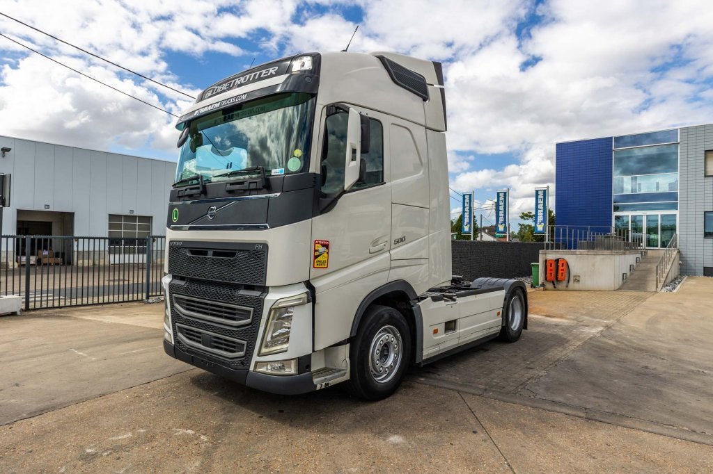 Volvo FH 500 - INTARDER + HYDR. (bj 2017), Automaat, Achterwielaandrijving, Euro 6, Wit