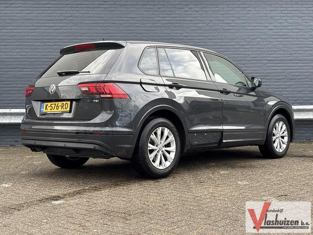 Volkswagen Tiguan 1.4 TSI Trendline | Airco | Lane Assist |, Auto's, Volkswagen, Zwart, Start-stop-systeem, Bedrijf, Handgeschakeld